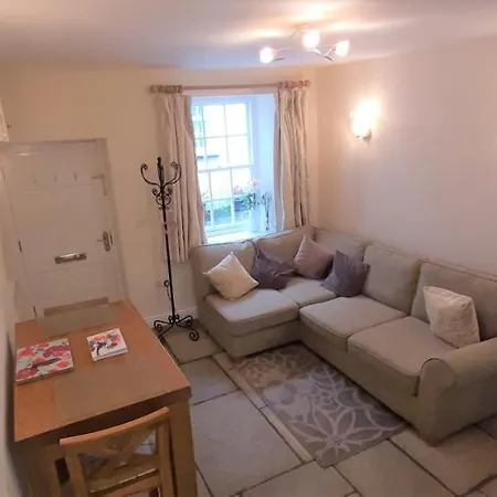 16th Century 1 Bedroom *
